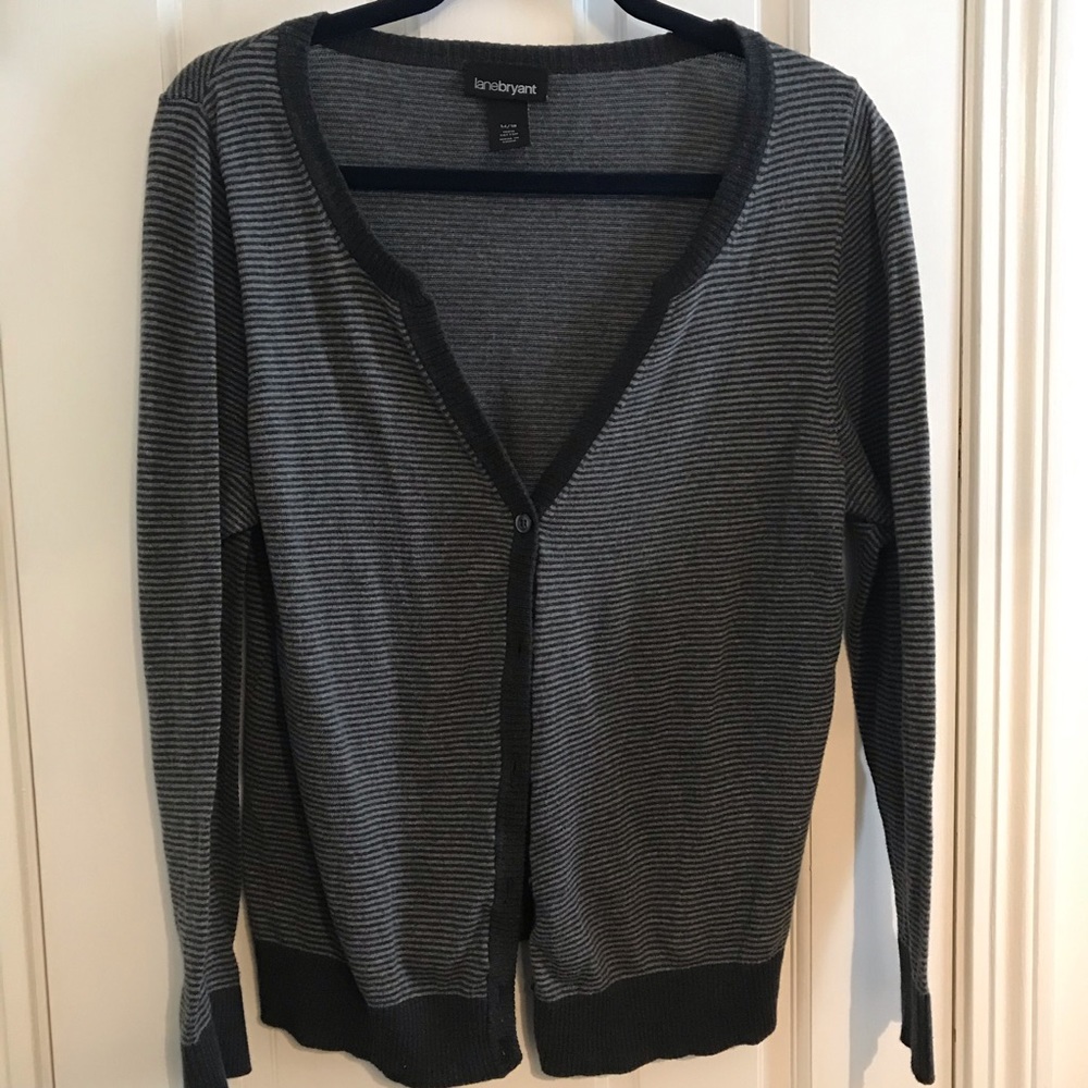 Lane Bryant lightweight grey & charcoal sweater
